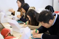 寶航人(ren)力(li)直播帶崗，助力(li)人(ren)才(cai)求職就業